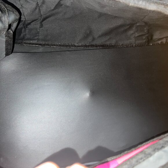 Roper Apparel and Footwear Duffel Bag Pink and Black Travel Gym Bag 24"×14"×10" - Picture 10 of 10